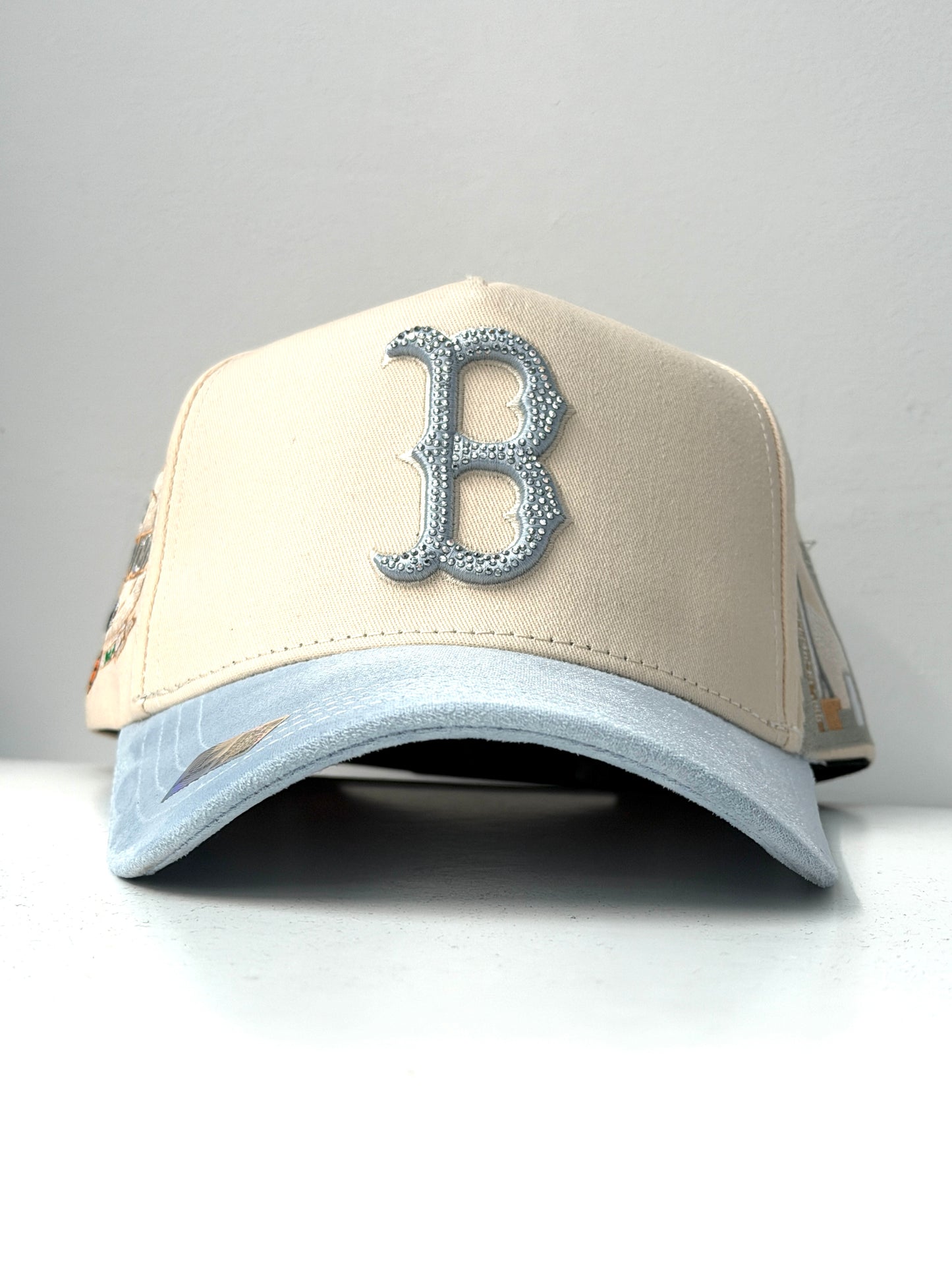 GORRA BOSTON BEIGE BLUE
