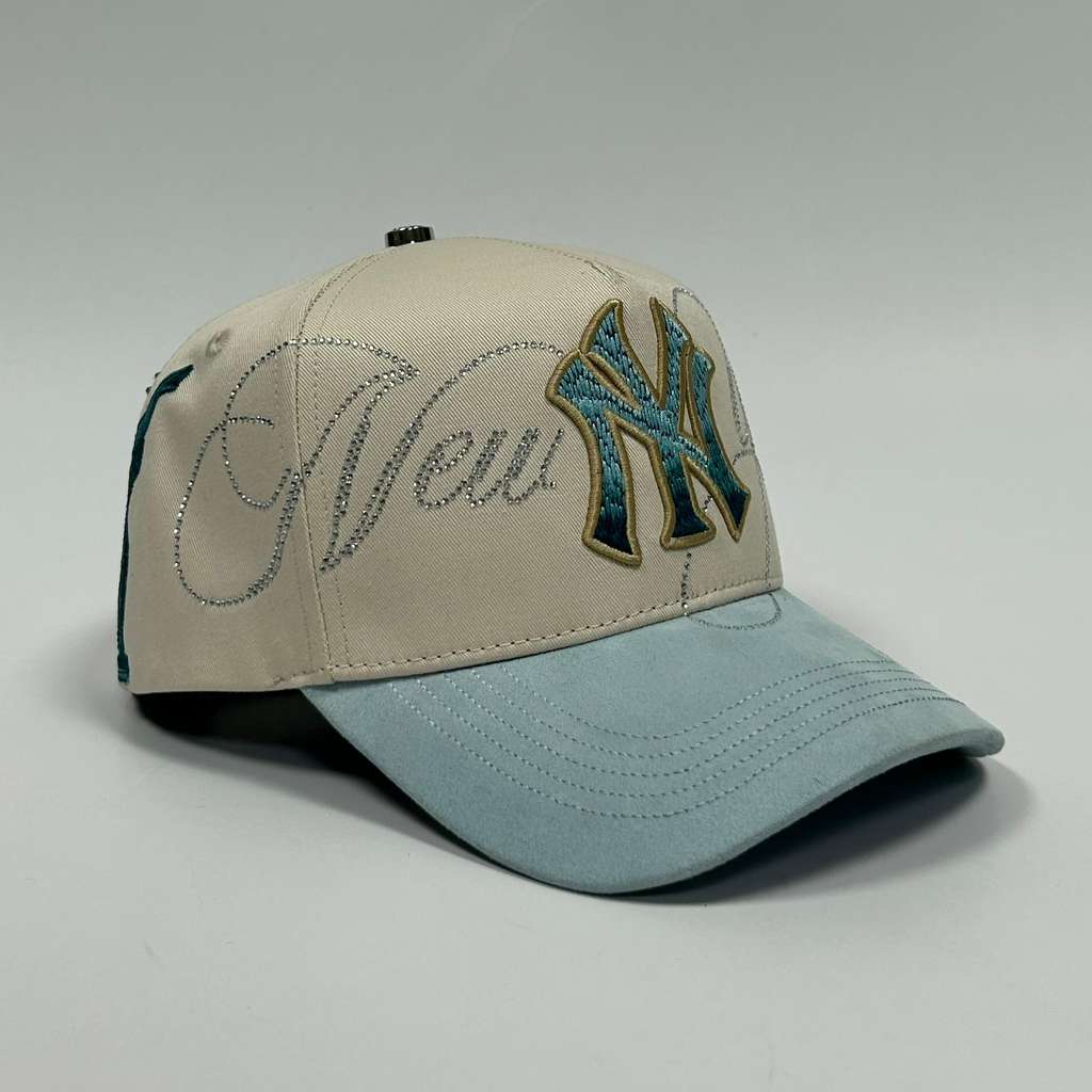 GORRA NY CRISTALS LIGHT BLUE